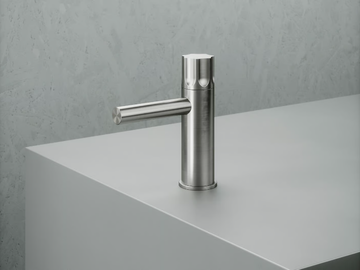 MODO 17 01 - Washbasin tap by Quadrodesign