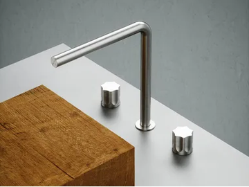 MODO 17 08V - 3 hole washbasin mixer by Quadrodesign