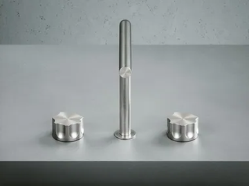 MODO 17 32V - 3 hole countertop washbasin mixer by Quadrodesign