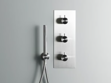 SOURCE 12 89 - Thermostatic stainless steel shower mixer by Quadrodesign