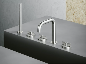 VALVOLA01 19 98 - Hydroprogressive stainless steel bathtub set with hand shower by Quadrodesign