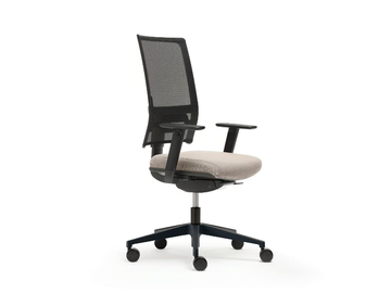 HONEY UP - Swivel mesh office chair with 5-Spoke base by Quinti Sedute