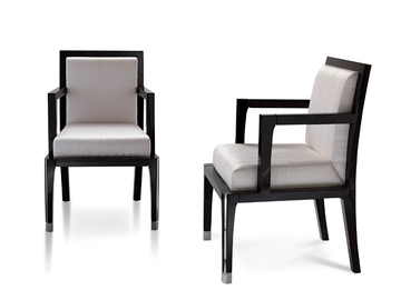 SMALL CRUISE - Leather chair with armrests by Radice