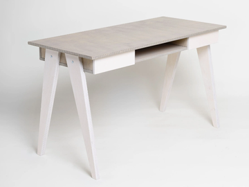 HUH - Rectangular plywood writing desk by Radis
