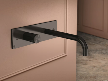 HRN21 - Wall-mounted washbasin mixer with plate by Radomonte