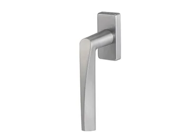 GOLF - DK window handle on rose by Reguitti