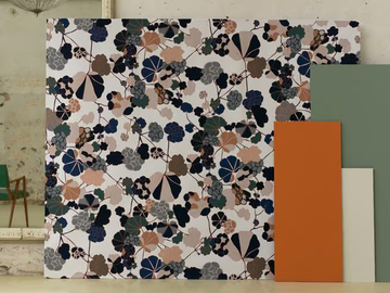 FLORESCENCE - Wallpaper with floral pattern by Ressource