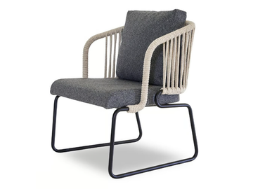 PIETRASANTA - Sled base garden easy chair with armrests by Rever