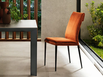 MAVI - Upholstered chair by RIFLESSI