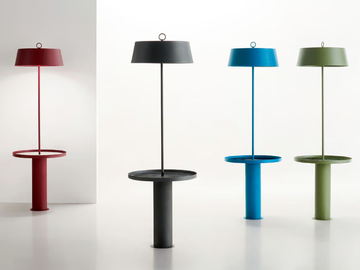 TOTÒ - Painted metal floor lamp / coffee table by RIFLESSI