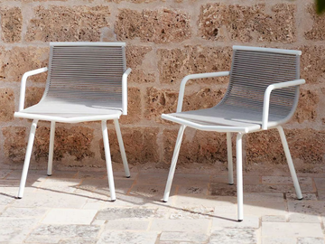 LAZE - Rope garden chair with armrests by RODA