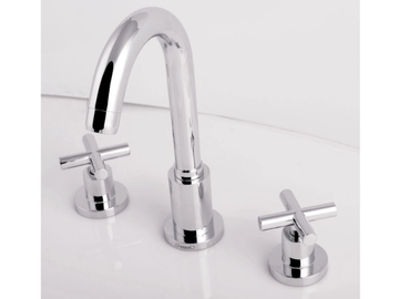 G3 - F7612A - 3 hole countertop washbasin tap with adjustable spout by Rubinetteria Giulini