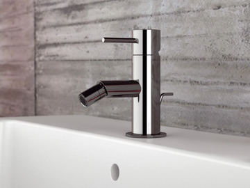 ULTRAMINIMAL - Countertop single handle brass bidet mixer by Rubinetterie Mariani