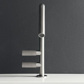 22MM - Countertop 1 hole washbasin tap by Rubinetterie Treemme
