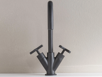 LINE - Countertop 1 hole brass washbasin tap by Rubinetterie Treemme