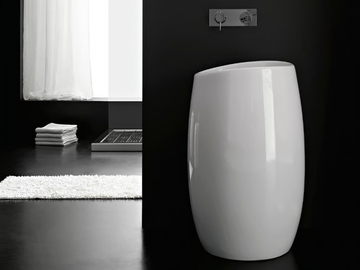 MOAI - Freestanding ceramic washbasin by Scarabeo Ceramiche