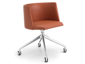 PERGY - Swivel leather office chair with castors by SITIA