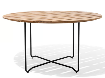 GRINDA - Steel and wood garden table by Skargaarden