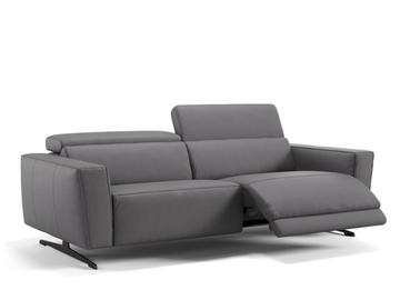 ALESSO - 3 seater sled base leather sofa by Sofanella