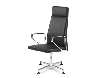 .PILOT P2001 - Leather office chair with armrests with 4-Spoke base by Spiegels