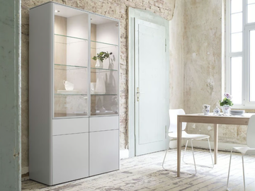 GOYA 21/41 - Display cabinet with integrated lighting by Sudbrock Möbelhandwerk