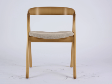 UN41-T - Wooden chair with integrated cushion by Tarocco Vaccari Group