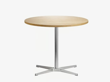 1818 - Round beech table by Thonet