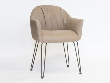 ENJOY - Leather chair with armrests by Tonon