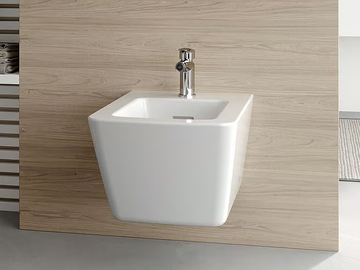 SP B532E - Wall-hung ceramic bidet with overflow by TOTO