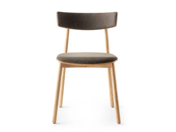 KOL - Upholstered oak chair by TREKU