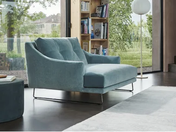 ASCOT - Sled base fabric armchair with armrests by Twils