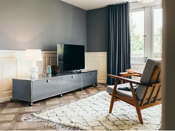 USM HALLER ENTERTAINMENT UNIT - Metal TV cabinet by USM