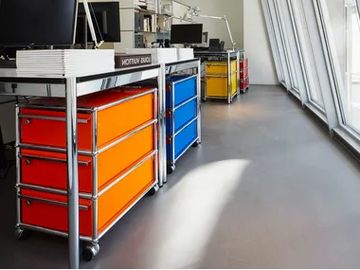USM HALLER PEDESTAL - Modular office drawer unit with castors with lock by USM