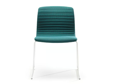 UNION GUEST - Sled base upholstered chair by VAGHI