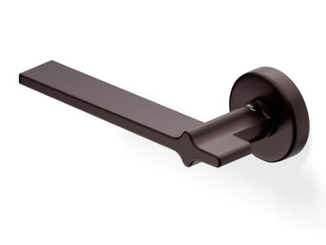 H378 YP - Brass door handle on rose by Valli