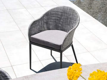CLEVER - Upholstered garden chair by Varaschin