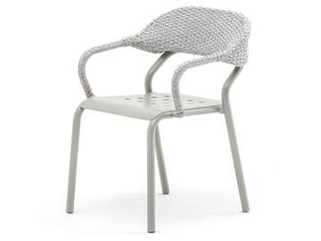 NOSS - Stackable aluminium chair with armrests by Varaschin