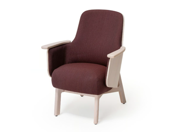 BAHÍA - Beech armchair with armrests by Vergés