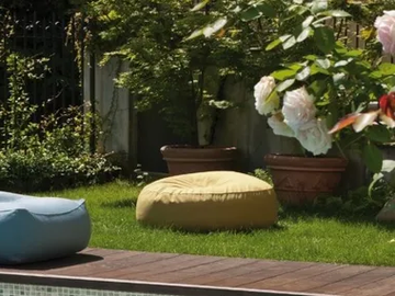 ZOE - Fabric garden pouf by Verzelloni
