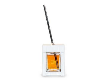 LUXURY HOME PARFUM - Air freshener dispenser in glass and wood covered in leather by VGnewtrend