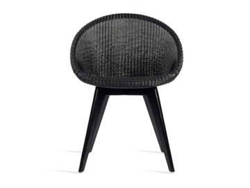 JOE - Lloyd loom chair with armrests by Vincent Sheppard