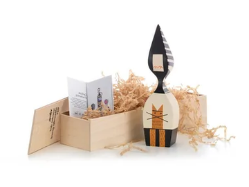 WOODEN DOLL N.20 - Wooden sculpture by Vitra