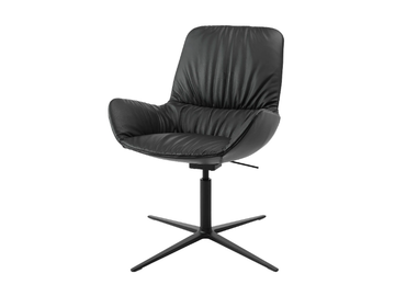 W-CLUB LOW - Swivel with 4-spoke base chair with armrests by Wagner
