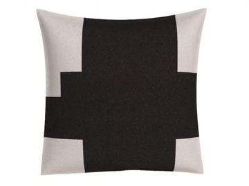 NYNY STYLE - Motif square wool cushion by Wiener GTV Design