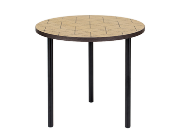 ARTY TRIANGLE - Round wood veneer coffee table by Woodman