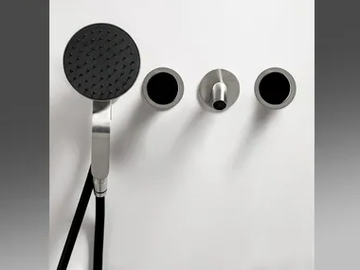 JK21 - 4 hole bathtub set with hand shower by ZAZZERI