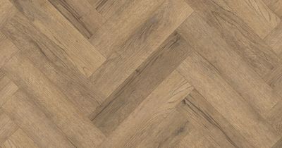 Lodge Oak in Large Parquet