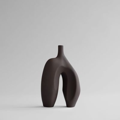 Ni Vase, Medio - Chocolate Brown