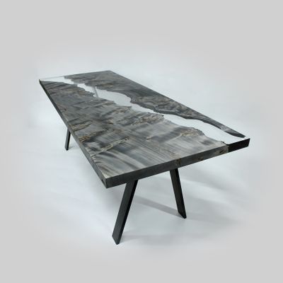 Moon Table - Steel Legs Edition