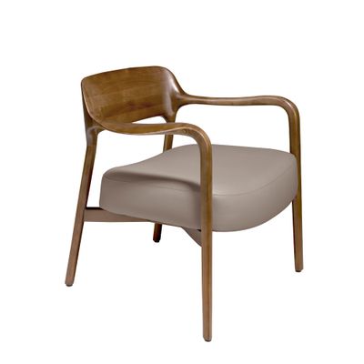 Armchair upholstered in faux leather and frame in wood fresno